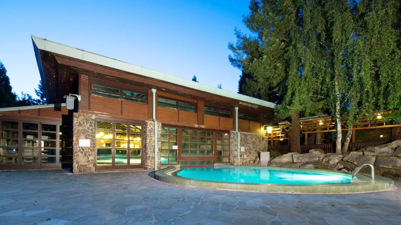 Disney Sequoia Lodge, hôtel au style chalet de montagne