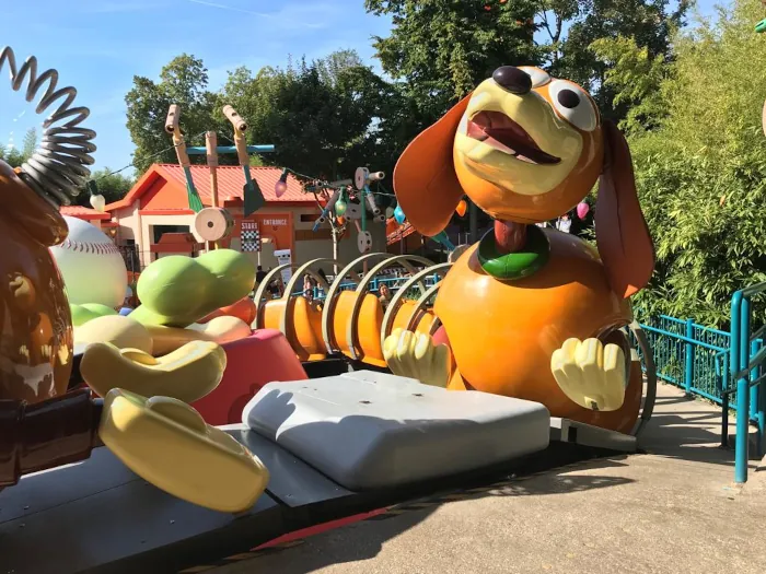 attraction Slinky Dog Zigzag Spin à Disneyland Paris