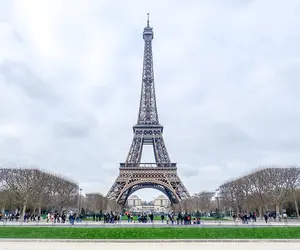 Visite de la Tour Eiffel à Paris