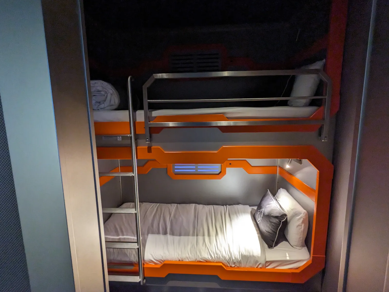 Hotel Cosmos Futuroscope lits supersposés enfants