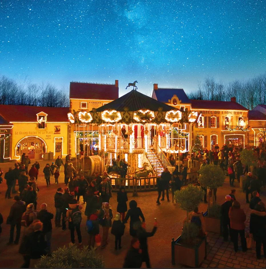La Frairie de la Toussaint au Puy du Fou - Fête et danse Renaissance sous le baldaquin