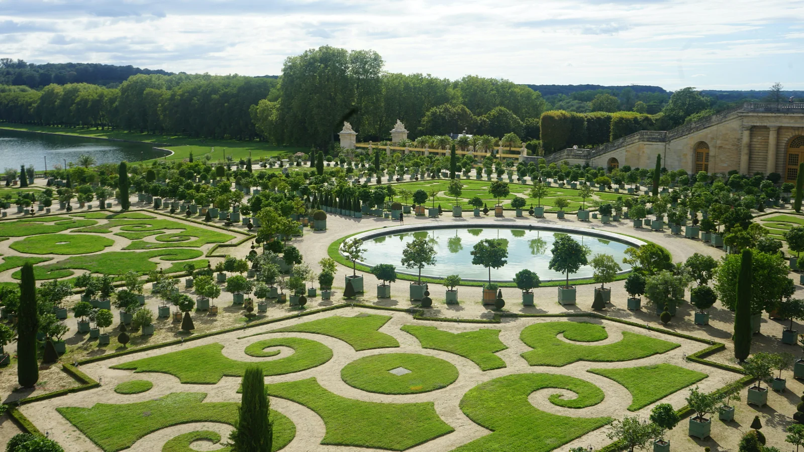 Parterres de l'Orangerie dans les jardins de Versailles
