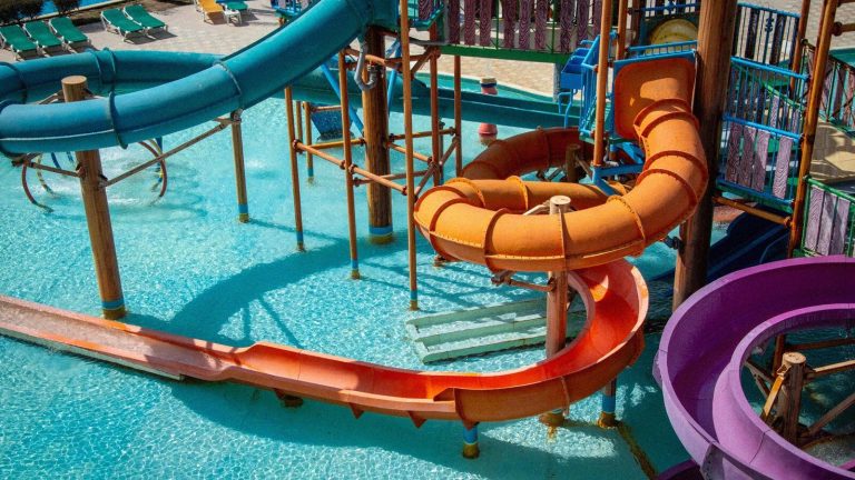 Aquasplash Antibes ajoute 4 nouveautés en 2026&nbsp;: ce qu'il faut vérifier avant de réserver