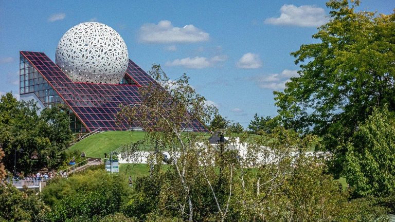 Futuroscope : 3ème jour offert, conditions et calcul du séjour à réserver avant le 8 octobre 2026